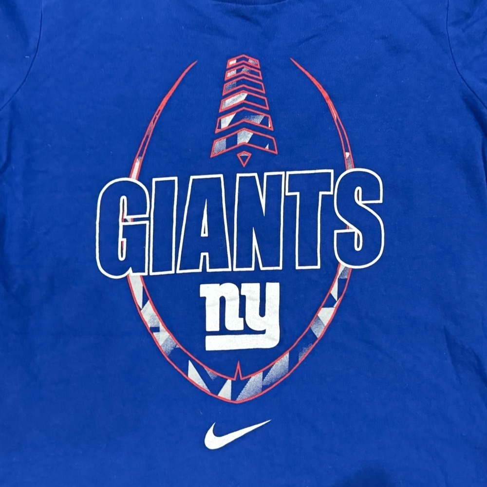 5/$25 Nike New York Giants tshirt, size Small - Picture 2 of 4